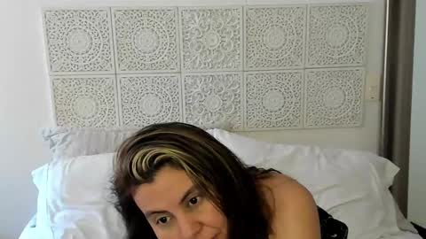 Victoria online show from December 29, 2024, 2:21 pm