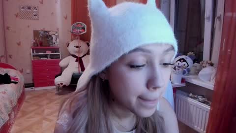 May online show from January 15, 2025, 11:40 pm