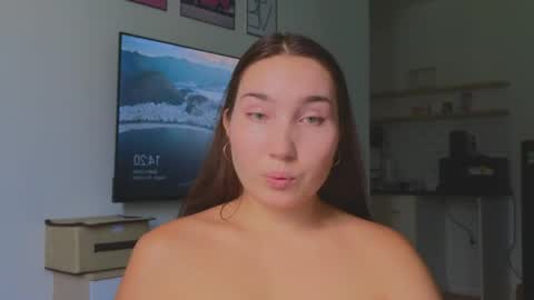 Dani and May online show from March 30, 2026, 7:20 am