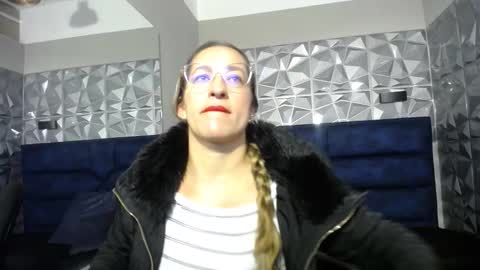 Maya online show from October 4, 2025, 12:58 pm