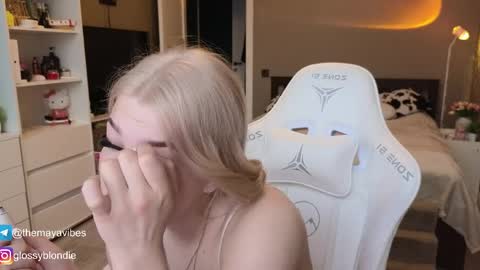 Maya online show from April 6, 2026, 4:10 am