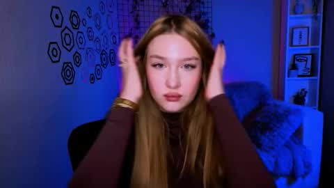 Snapshot of maya_crystal chatting on January 6, 2026, 8:34 pm Maya online show from January 6, 2026, 8:34 pm