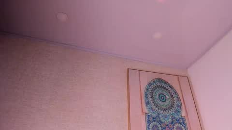 maya_house online show from January 8, 2026, 4:15 am