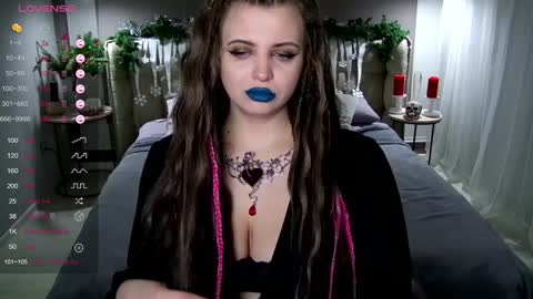 Maya Mils online show from December 21, 2024, 1:04 am