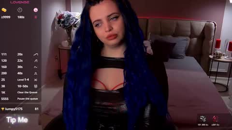 Maya Mils online show from November 13, 2025, 1:48 am