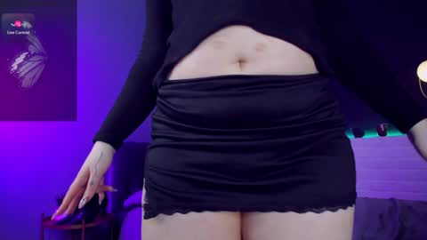 Woman online show from January 7, 2025, 11:48 am