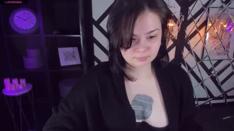 Woman online show from January 20, 2025, 5:48 am