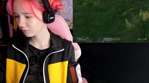 Snapshot of maya_viola chatting on November 2, 2025, 5:21 am Maya Viola online show from November 2, 2025, 5:21 am