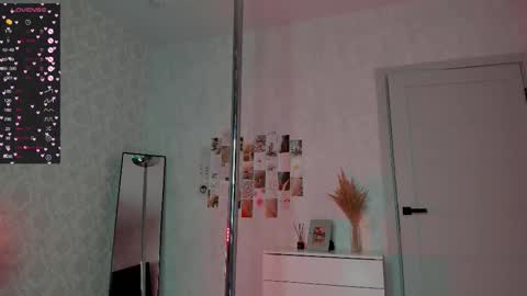 Maya online show from October 6, 2025, 12:35 pm