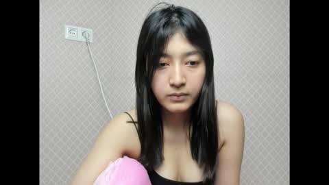 Snapshot of mayachka10 chatting on October 3, 2025, 4:15 pm mayachka10 online show from October 3, 2025, 4:15 pm