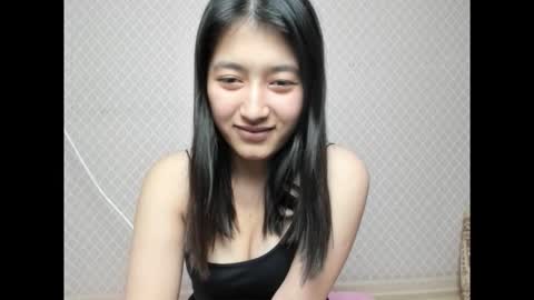 Snapshot of mayachka10 chatting on October 9, 2025, 2:37 pm mayachka10 online show from October 9, 2025, 2:37 pm