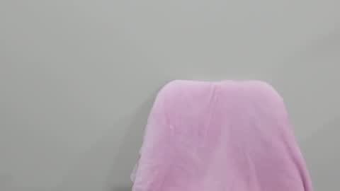 mayachka10 online show from April 3, 2026, 2:04 pm