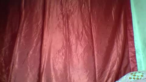 Snapshot of mayajadorelie chatting on October 14, 2025, 1:34 pm charlesia online show from October 14, 2025, 1:34 pm