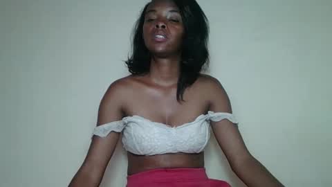 mayalabelle online show from November 27, 2025, 4:25 am