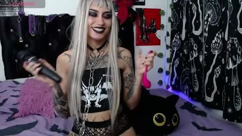 mayaredd online show from May 9, 2026, 4:39 am
