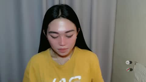 Snapshot of mayasally_ chatting on December 5, 2024, 7:05 am mayasally_ online show from December 5, 2024, 7:05 am