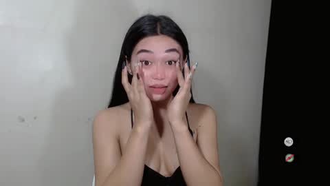 Snapshot of mayasally_ chatting on February 6, 2025, 1:10 pm mayasally_ online show from February 6, 2025, 1:10 pm