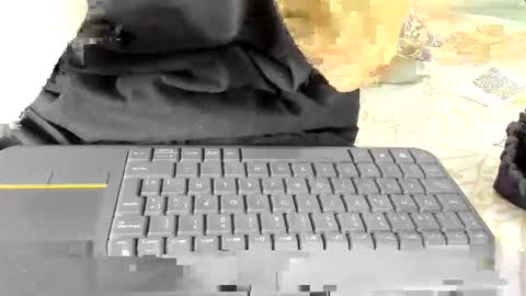 Maybelline69 online show from November 19, 2025, 12:21 am