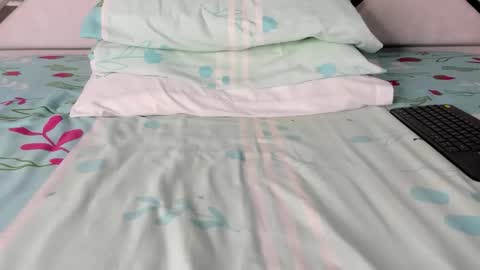 Maybelline69 online show from January 10, 2026, 3:58 pm