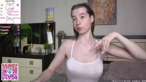 Snapshot of maydaedgin chatting on September 11, 2025, 7:14 pm Violet online show from September 11, 2025, 7:14 pm