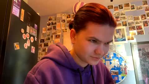 Rose online show from April 9, 2026, 4:12 am