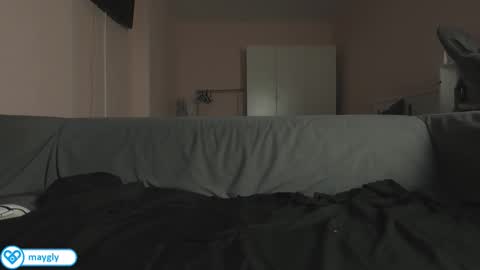 Snapshot of maygly chatting on November 5, 2025, 7:36 pm Slava and Alextatto online show from November 5, 2025, 7:36 pm