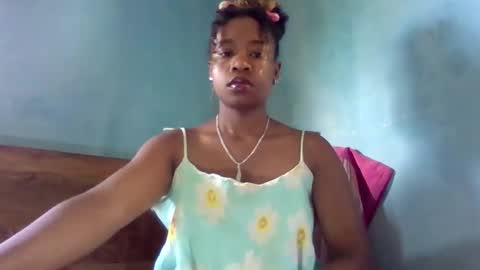 Snapshot of mayrah5 chatting on March 15, 2026, 6:30 am mayrah online show from March 15, 2026, 6:30 am