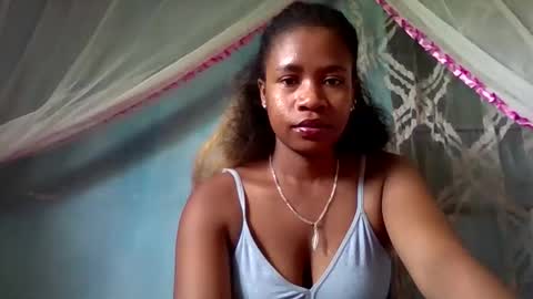 Snapshot of mayrah5 chatting on March 21, 2026, 8:08 am mayrah online show from March 21, 2026, 8:08 am