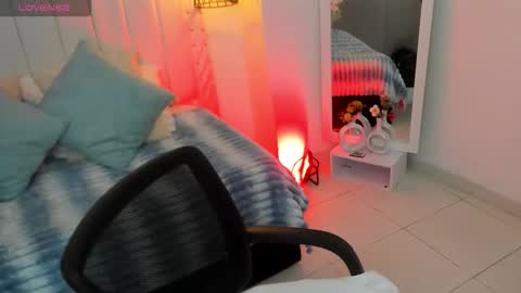 Snapshot of mayu_kim chatting on November 4, 2025, 7:24 pm Mayu KIm online show from November 4, 2025, 7:24 pm