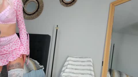 Maze online show from October 4, 2025, 1:20 pm