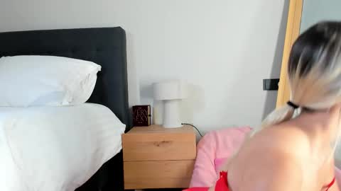 mazekyn online show from November 29, 2025, 11:57 am