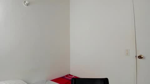 mazikeen_18 online show from February 9, 2026, 1:26 pm