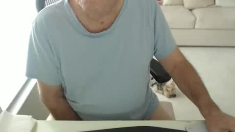 Beastie online show from November 10, 2025, 2:38 pm