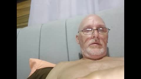 mbravo420 online show from May 29, 2026, 12:19 am