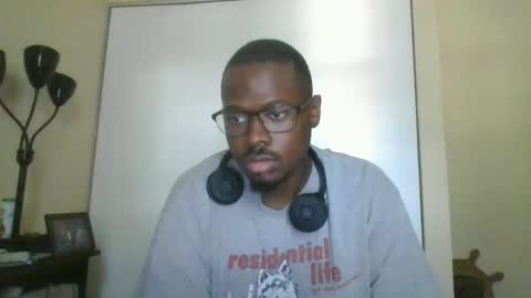 Mark online show from September 29, 2025, 8:57 pm