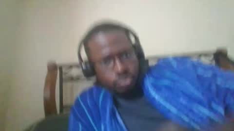 Mark online show from October 19, 2025, 6:52 pm