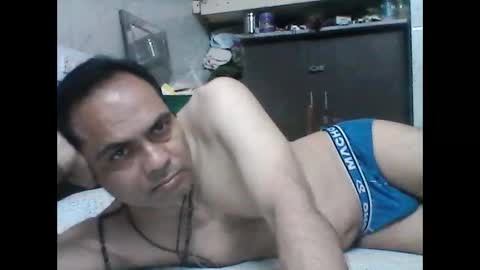 mcaraj2 online show from May 1, 2026, 7:29 pm