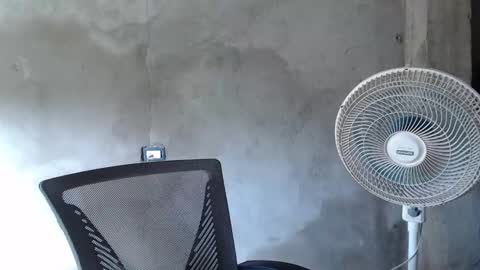 Mcgregor online show from November 15, 2025, 5:09 pm