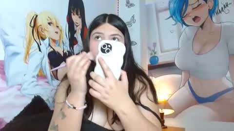 mackenna av online show from December 3, 2025, 12:25 pm