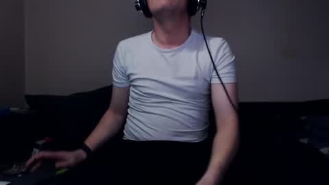 Mike online show from December 5, 2025, 8:27 pm