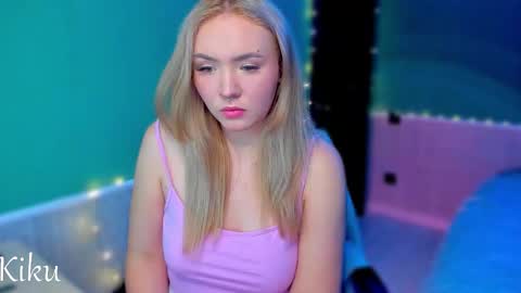 Snapshot of mdaluna chatting on November 17, 2025, 10:37 pm Kiku online show from November 17, 2025, 10:37 pm