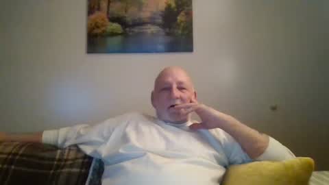 Snapshot of mdane99 chatting on February 18, 2025, 12:48 am mdane99 online show from February 18, 2025, 12:48 am
