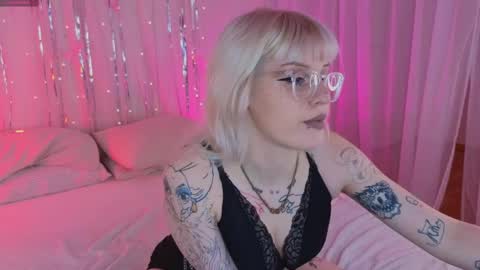 Roze online show from March 27, 2026, 7:58 am