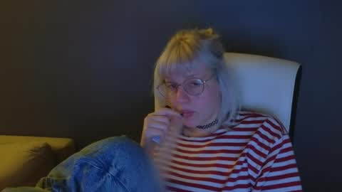 Roze online show from May 16, 2026, 12:29 am