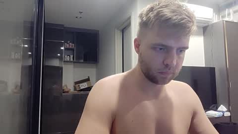 me_andfriend online show from February 16, 2025, 5:04 pm