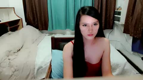 Snapshot of mea_mm19 chatting on December 17, 2025, 10:32 am mea_mm19 online show from December 17, 2025, 10:32 am