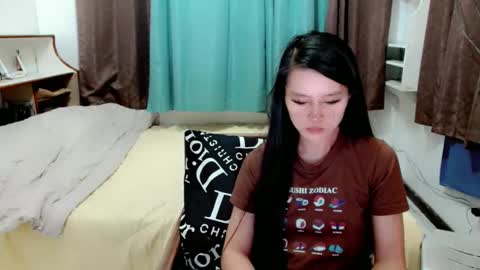 Snapshot of mea_mm19 chatting on January 8, 2026, 9:50 pm mea_mm19 online show from January 8, 2026, 9:50 pm