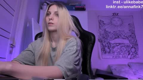 Anna online show from October 5, 2025, 9:34 pm