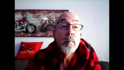 Snapshot of meathome3 chatting on June 7, 2026, 11:14 am me at home online show from June 7, 2026, 11:14 am