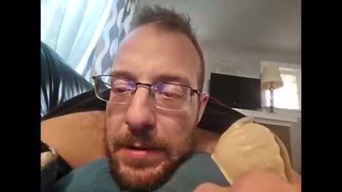 Snapshot of meatinyourgrill chatting on October 22, 2025, 8:30 pm meatinyourgrill online show from October 22, 2025, 8:30 pm